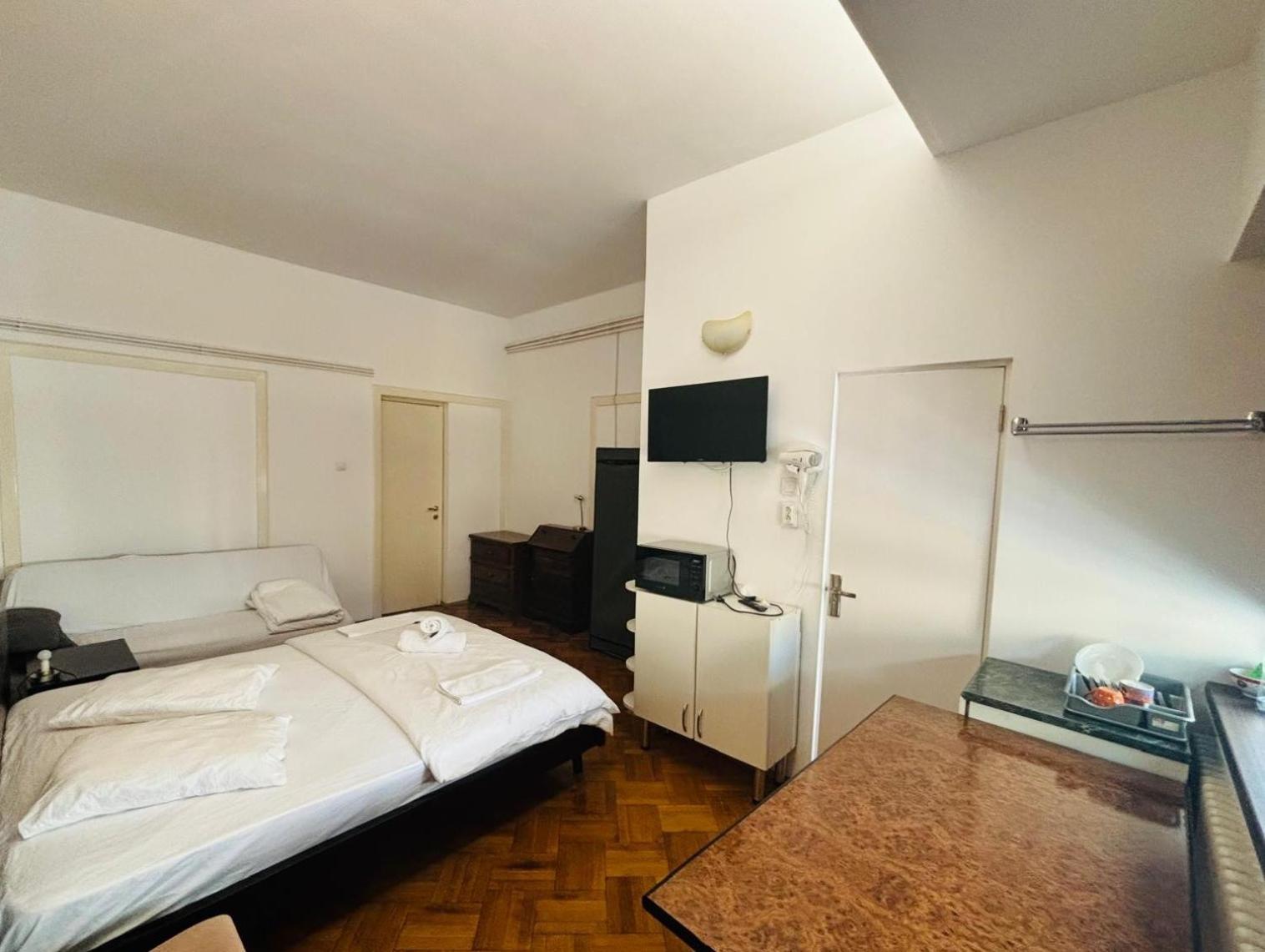 Iancu Apartments Bucharest Exterior photo