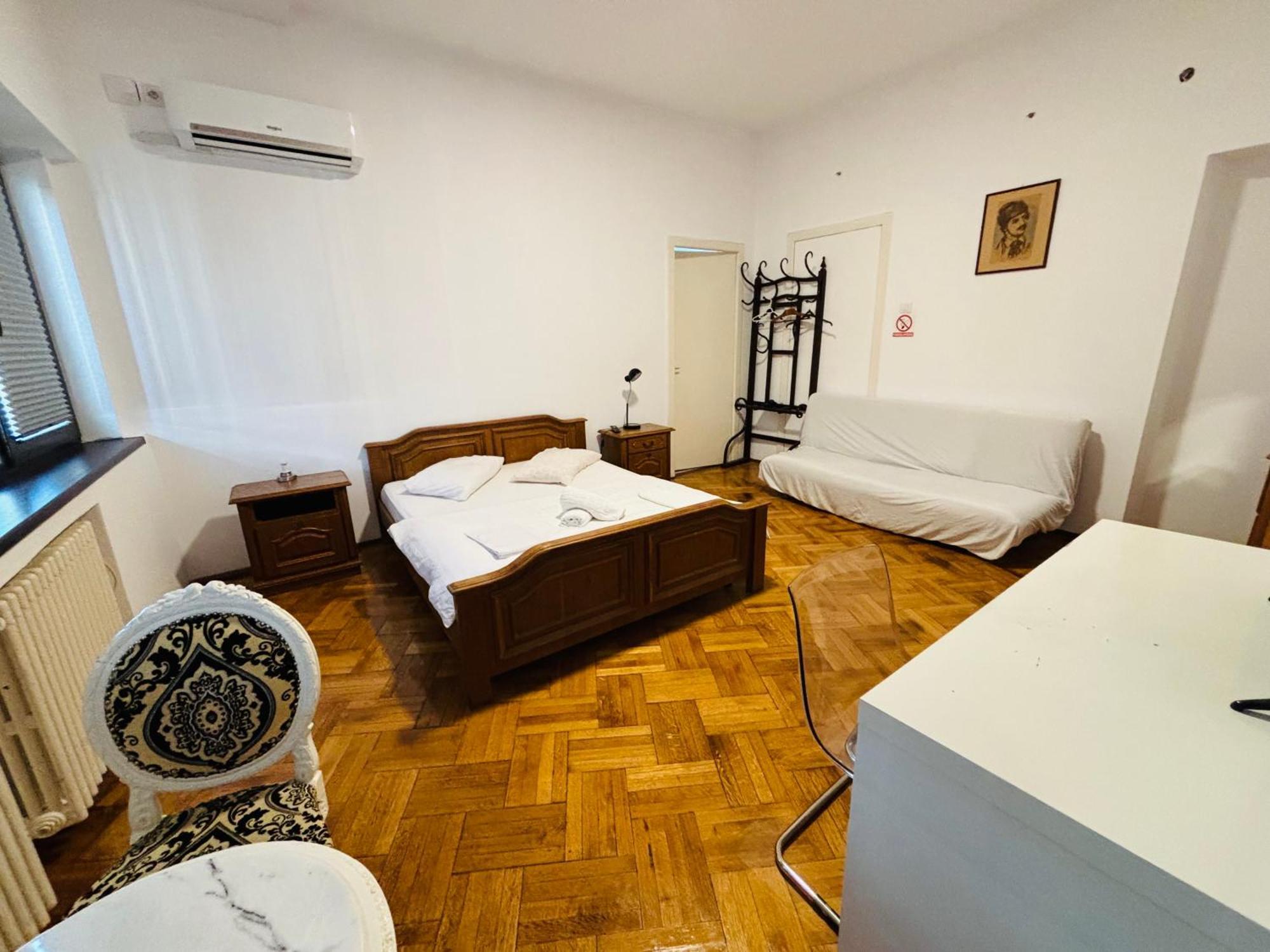 Iancu Apartments Bucharest Exterior photo