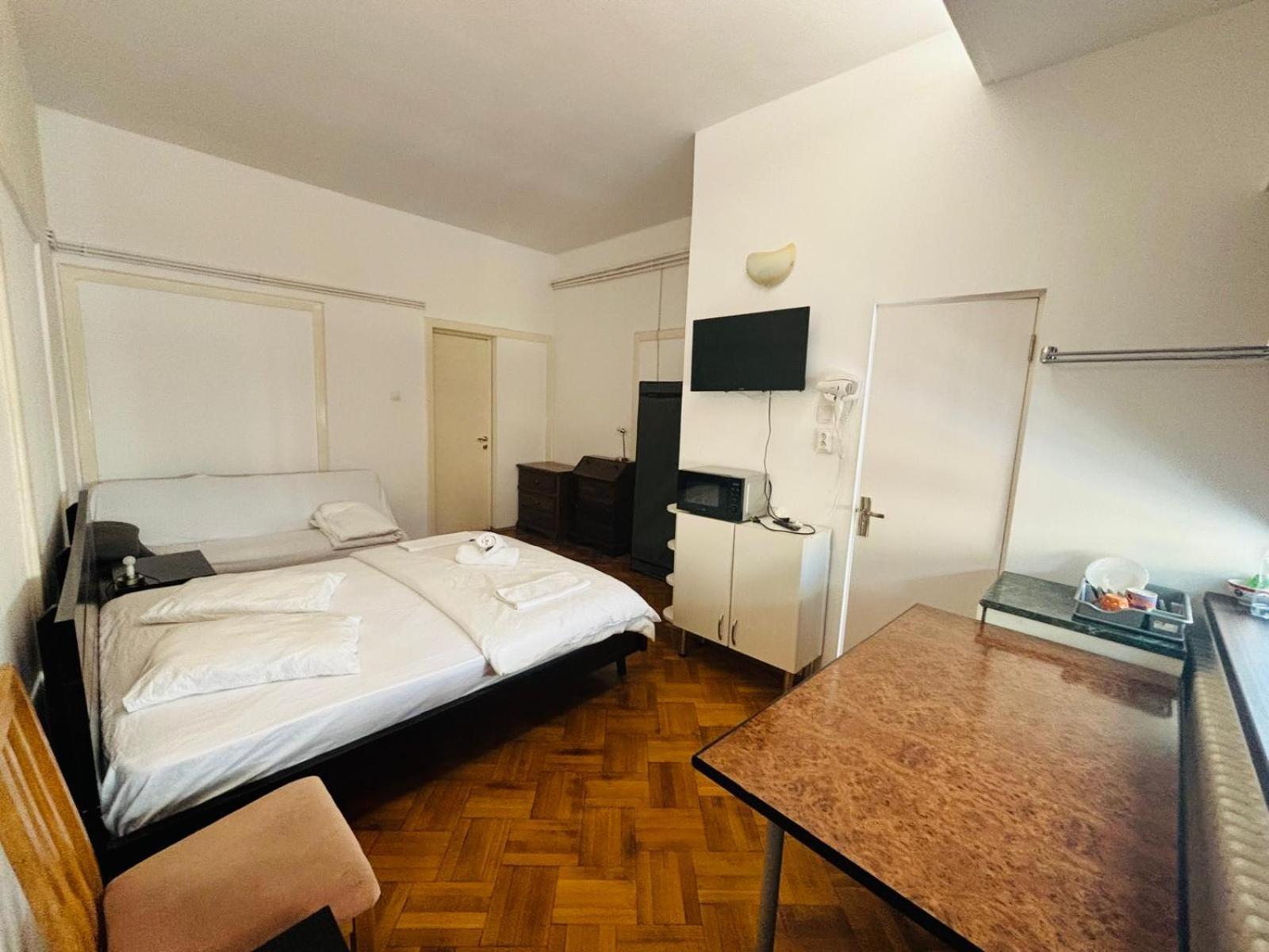 Iancu Apartments Bucharest Exterior photo